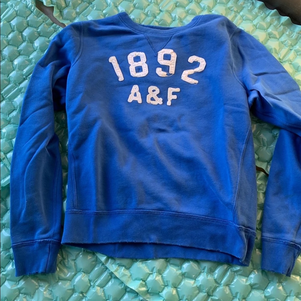 Abercrombie and Fitch crew sweatshirt